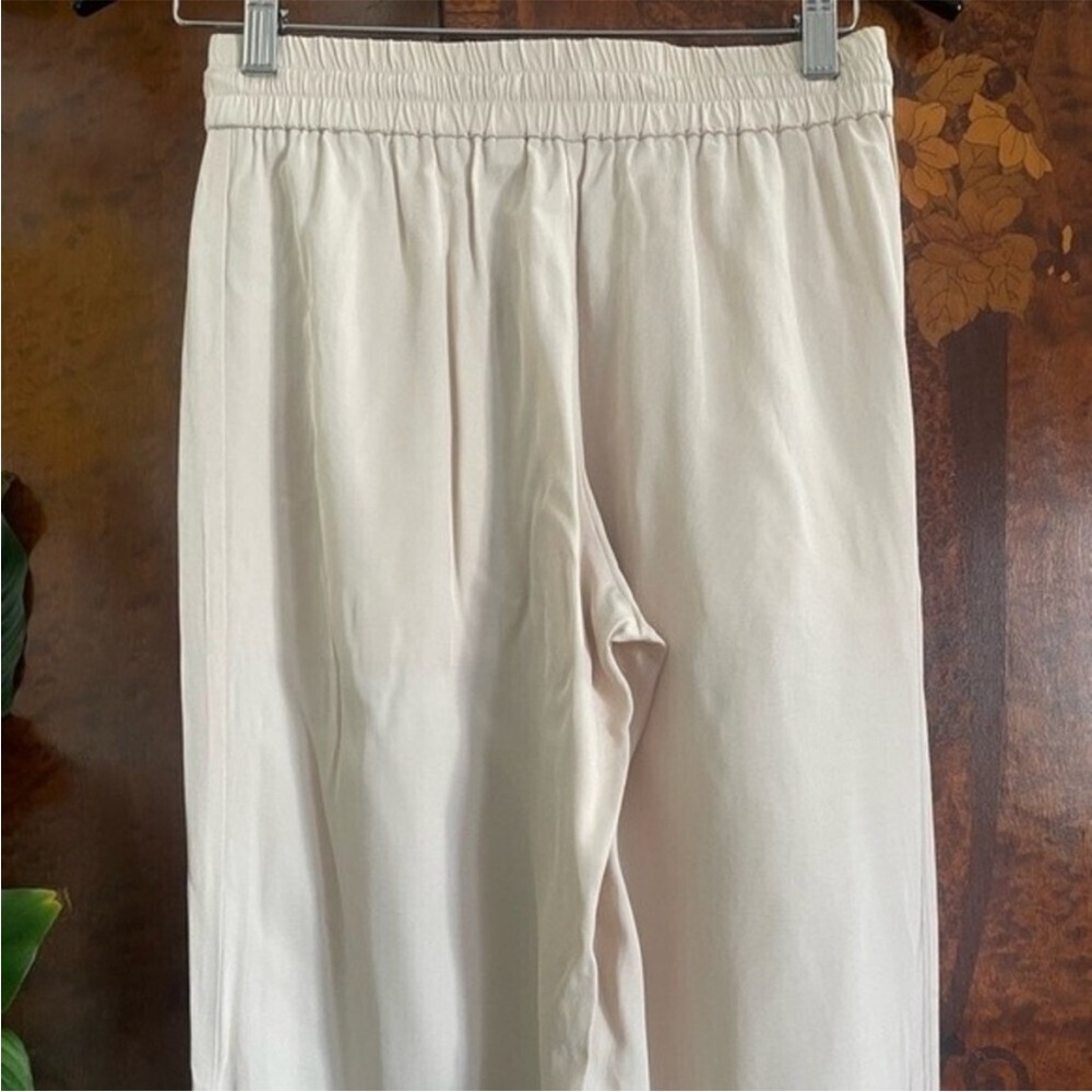 Wilfred Free Pull On Old Money Silky Preppy Pants‎ Color Cream Beige Size XS - Picture 4 of 12